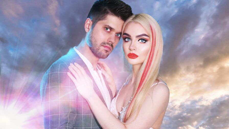 DennisLina's live cam