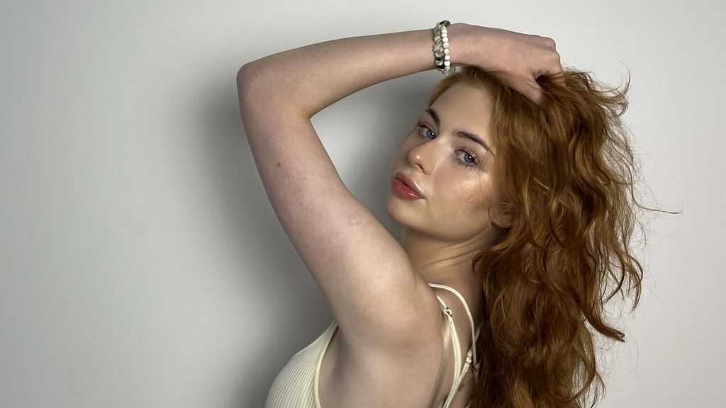 Watch DortheyDemichiel live on cam at LiveJasmin