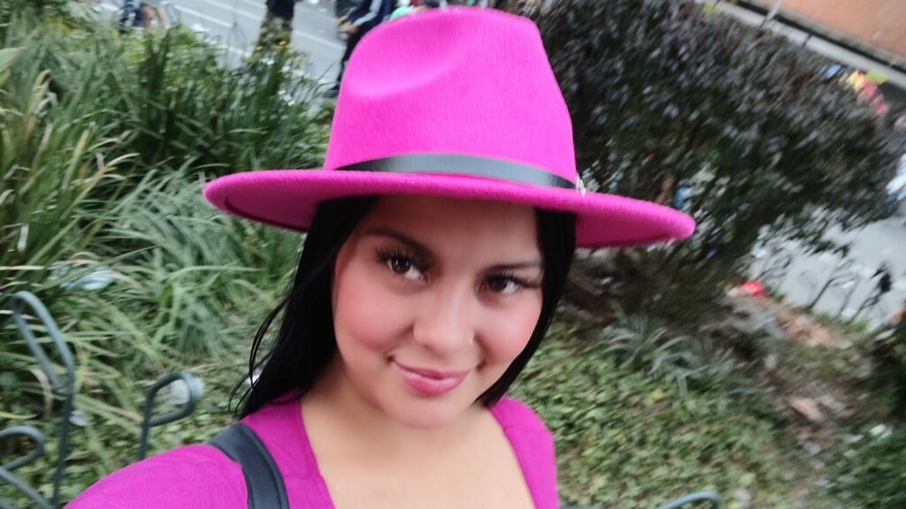 CamilitaGarcia cover