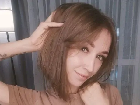 Chat with AraAcey