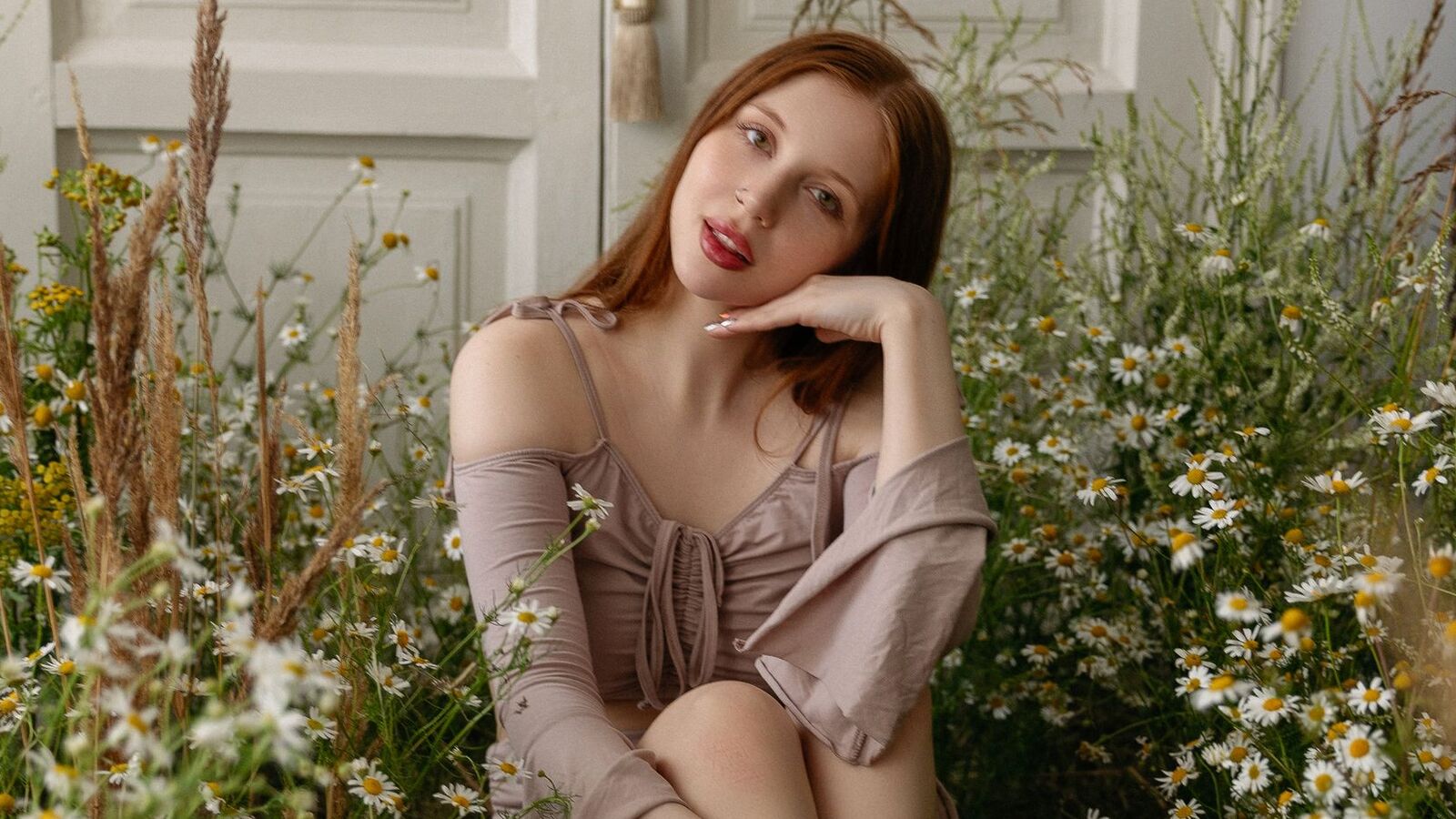 EllieEsmont erotic portrait