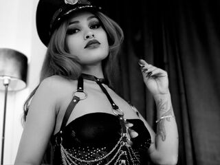 LanaDoux Teen live cam shows