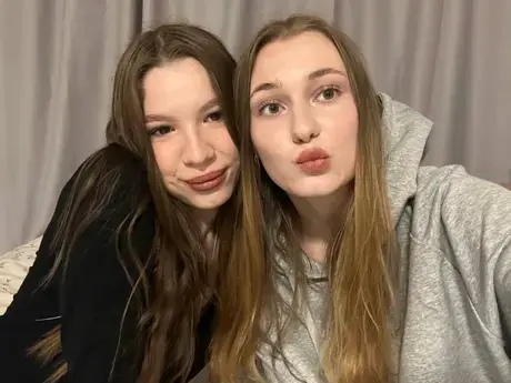 Chat with ErickaAndMinna