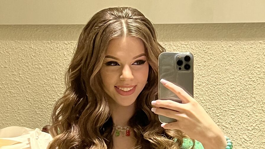 LeonaAlford Porn Profile