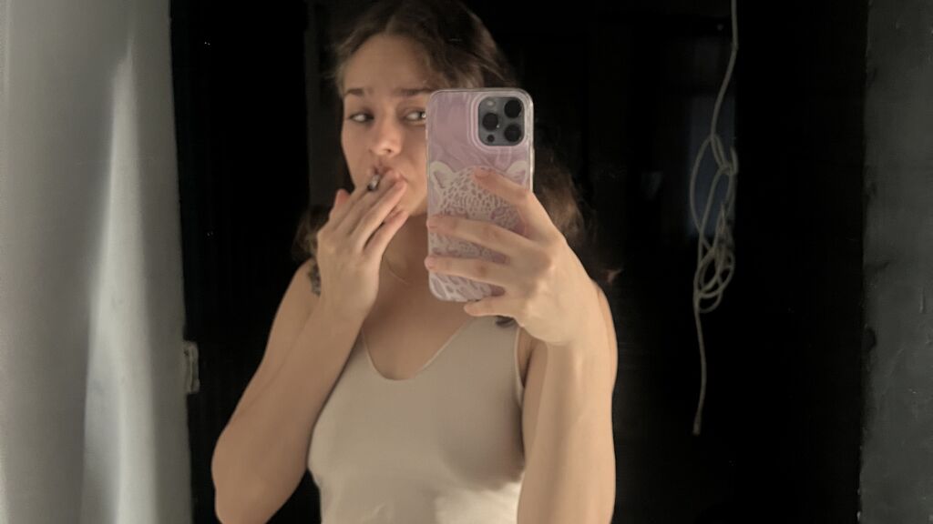 ImCherry Live Cam on LiveJasmin