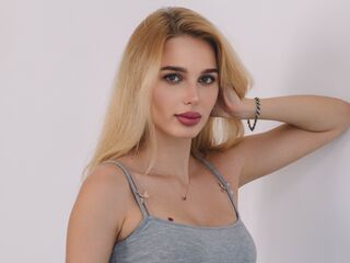 live webcam sex FloraWillson