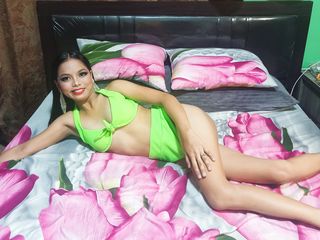 PrincessLealyn Direct sex chat live