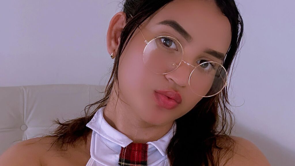 RoxyLush's profile from Jasmin at GirlsOfJasmin'