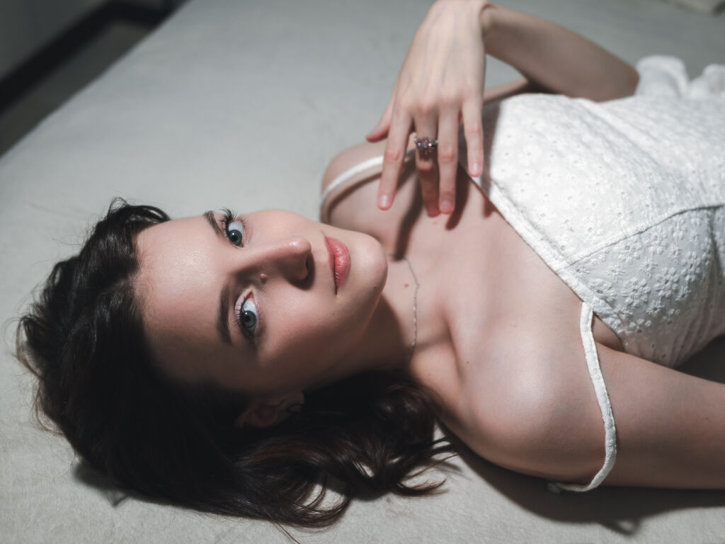 AnneAstin Nude