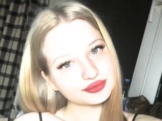 Webcam model DeloresRodriges from Web Night Cam