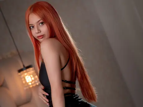 Chat with AnnaMartelle