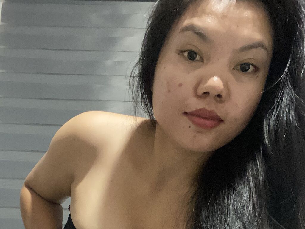 AranyaMax adult cam girl thumbnail