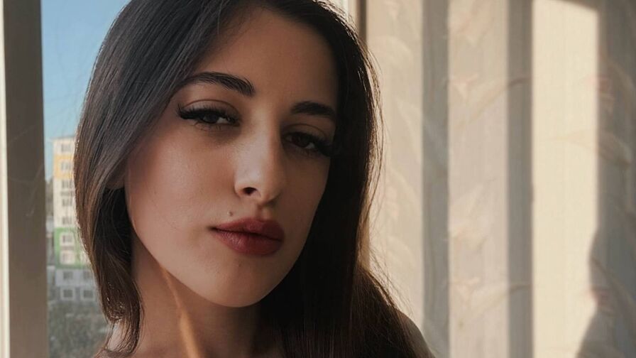 Live Sex Chat with DanyellFortuna
