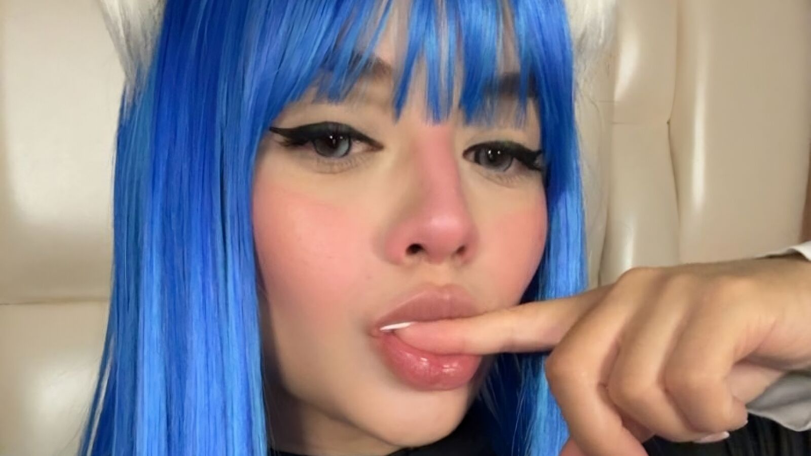AnneWithers erotic portrait