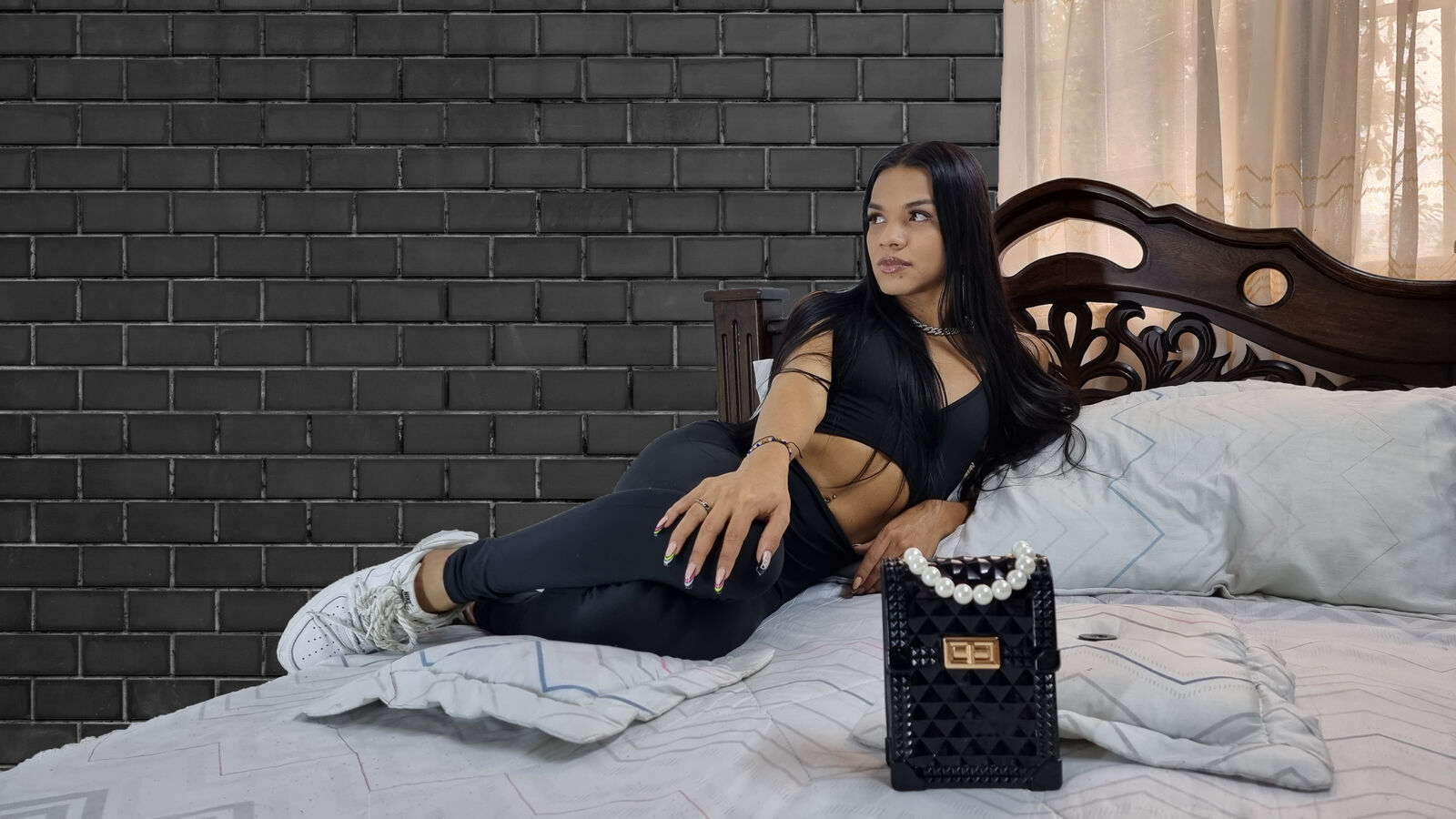 SaraTaylors erotic portrait