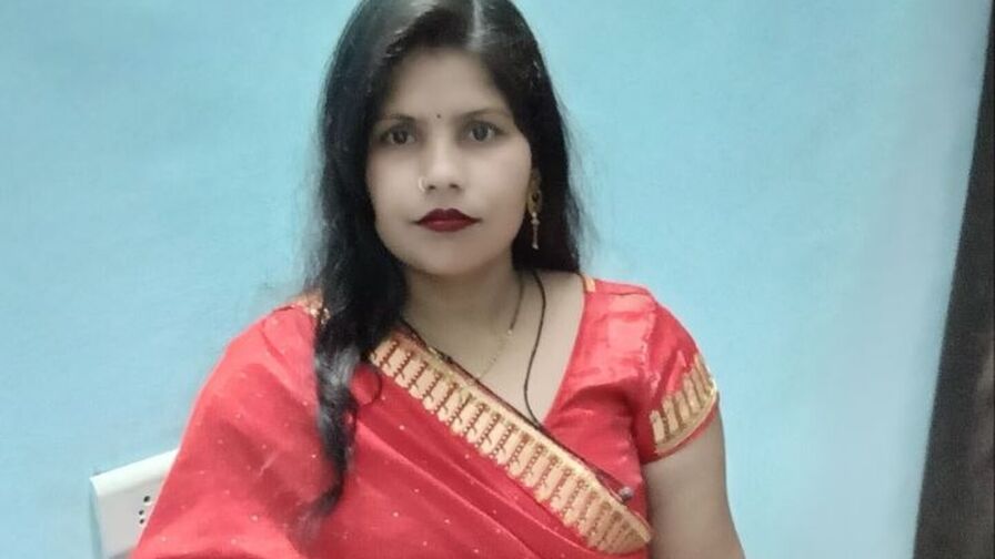 Watch SaronLey live on Viva LiveCam🔔