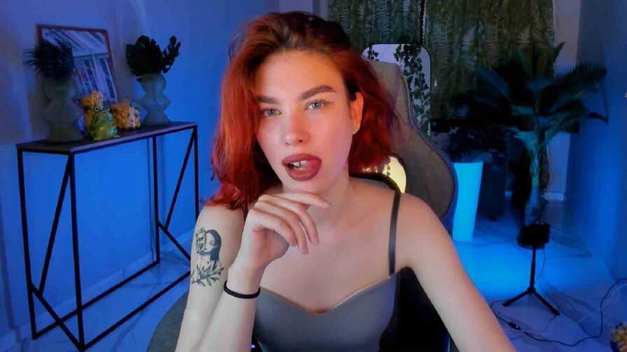 Watch SeraphineWilson live on E-Chat
