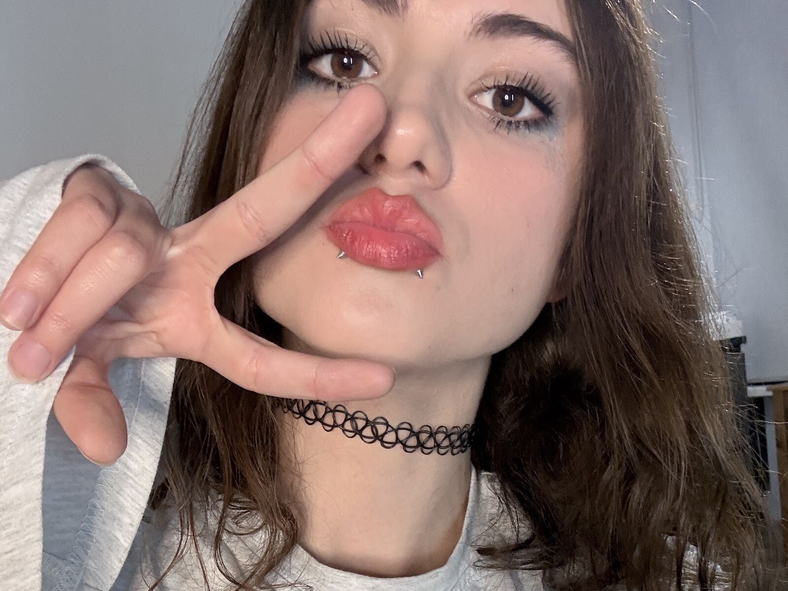 Live cam for AriaLush
