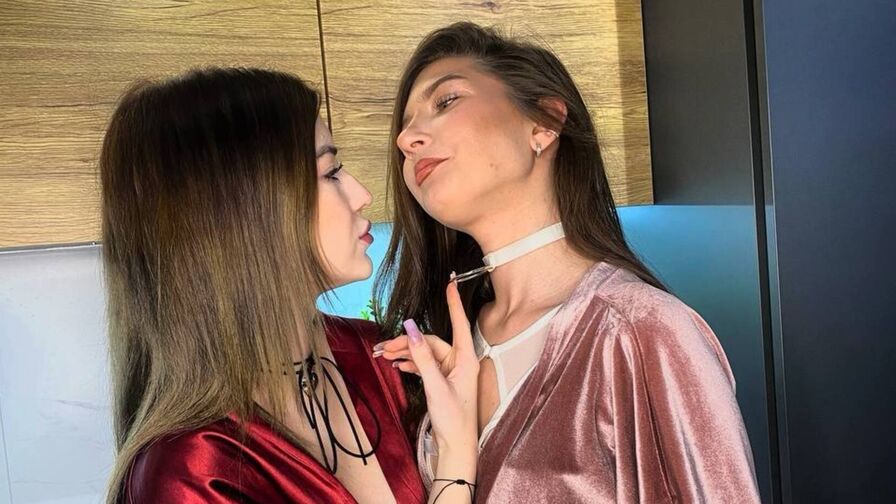 LiraAndLoretta