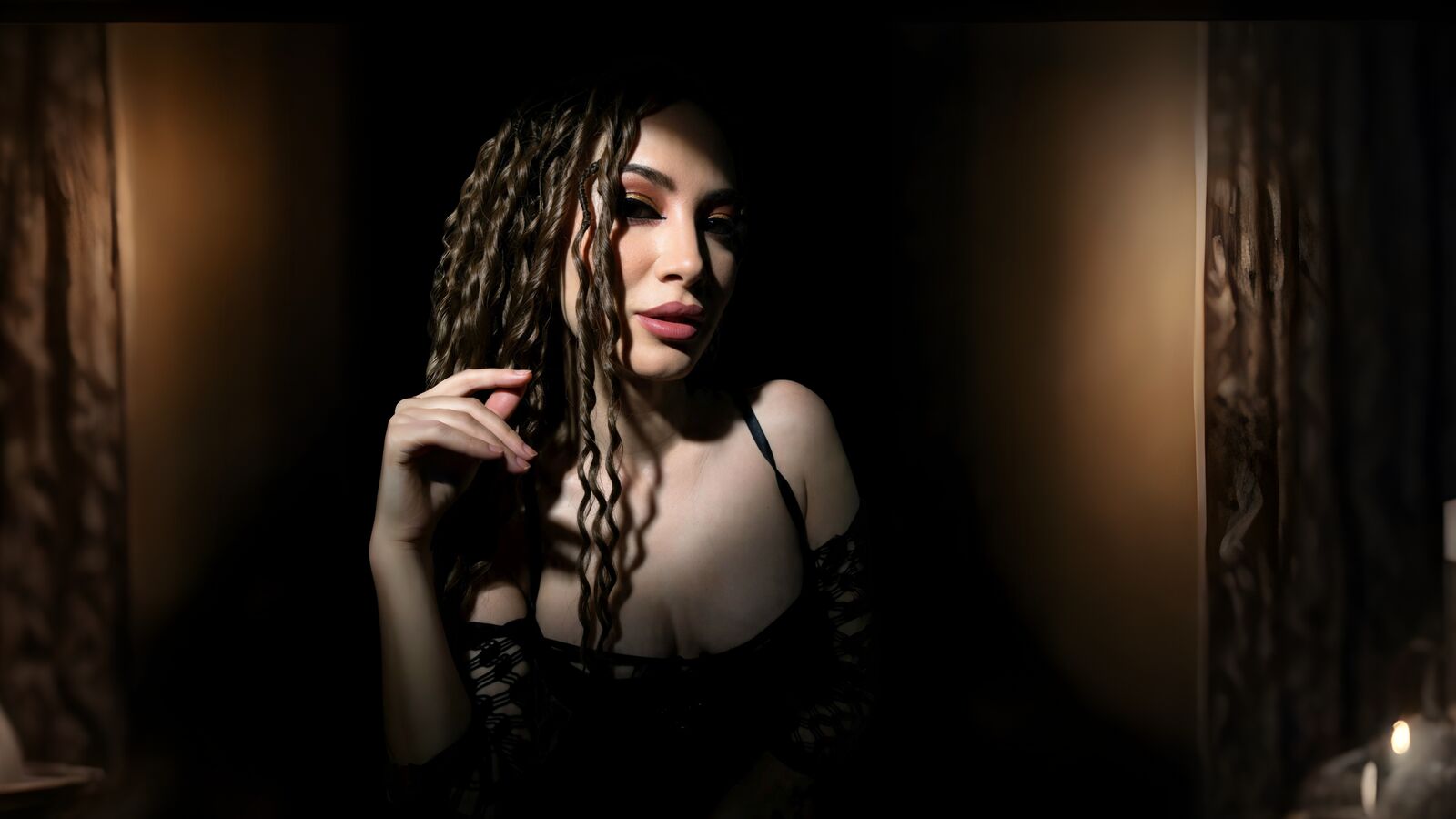 AngelaDevins glamour portrait