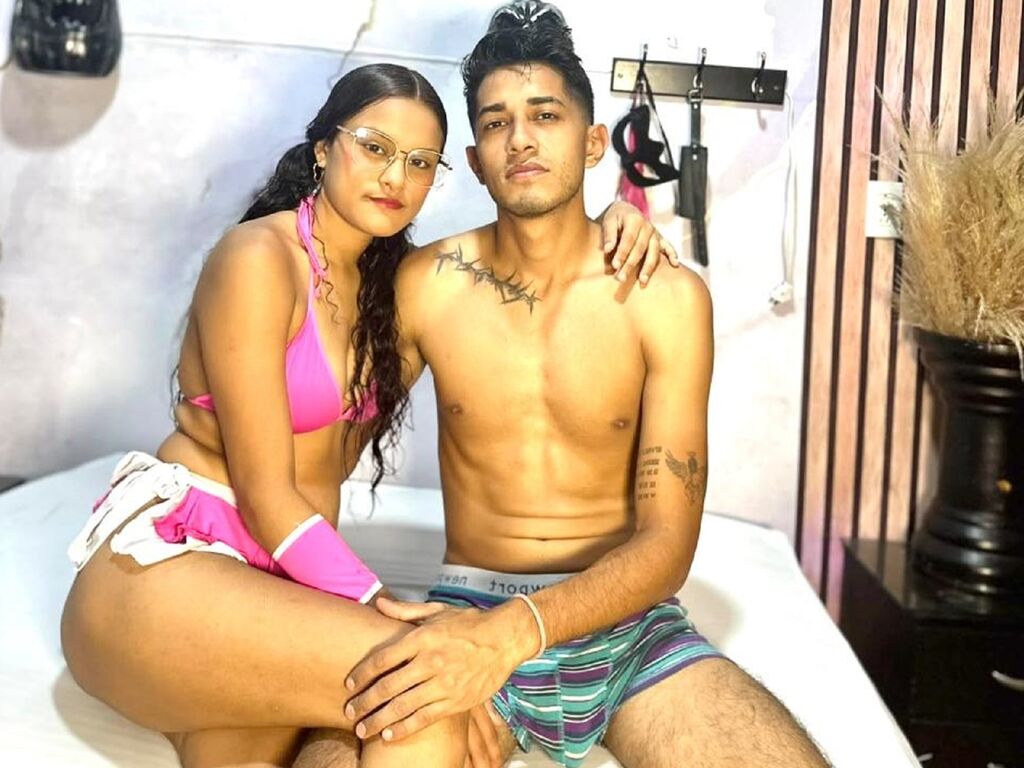 ChloeAndTyson LiveJasmin member chat profile picture