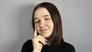 Free Nude MinaCunliffe