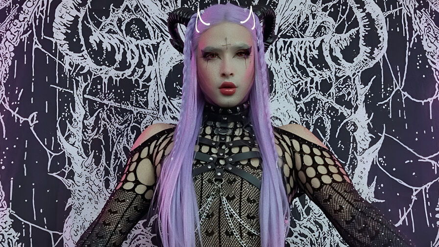 Private show with NaomyLuck