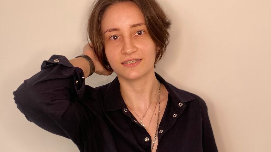 ElgaBareford online on GirlsOfJasmin