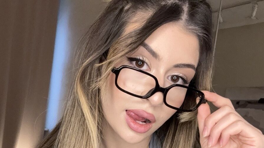 KrystenSours's Live Nude Chat