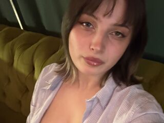 LisaTennder