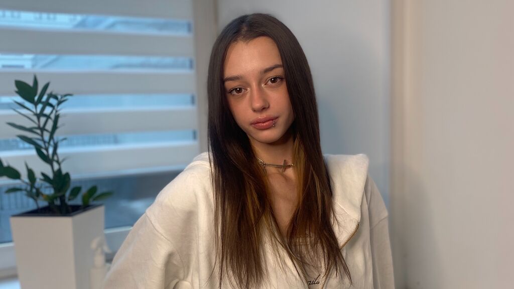 ArleighBarren's profile from Jasmin at GirlsOfJasmin'