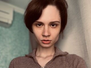 AliceJaye]