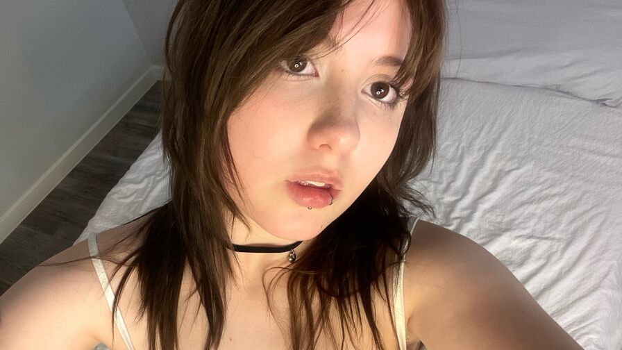 Watch YumiNeda live on Viva LiveCam🔔