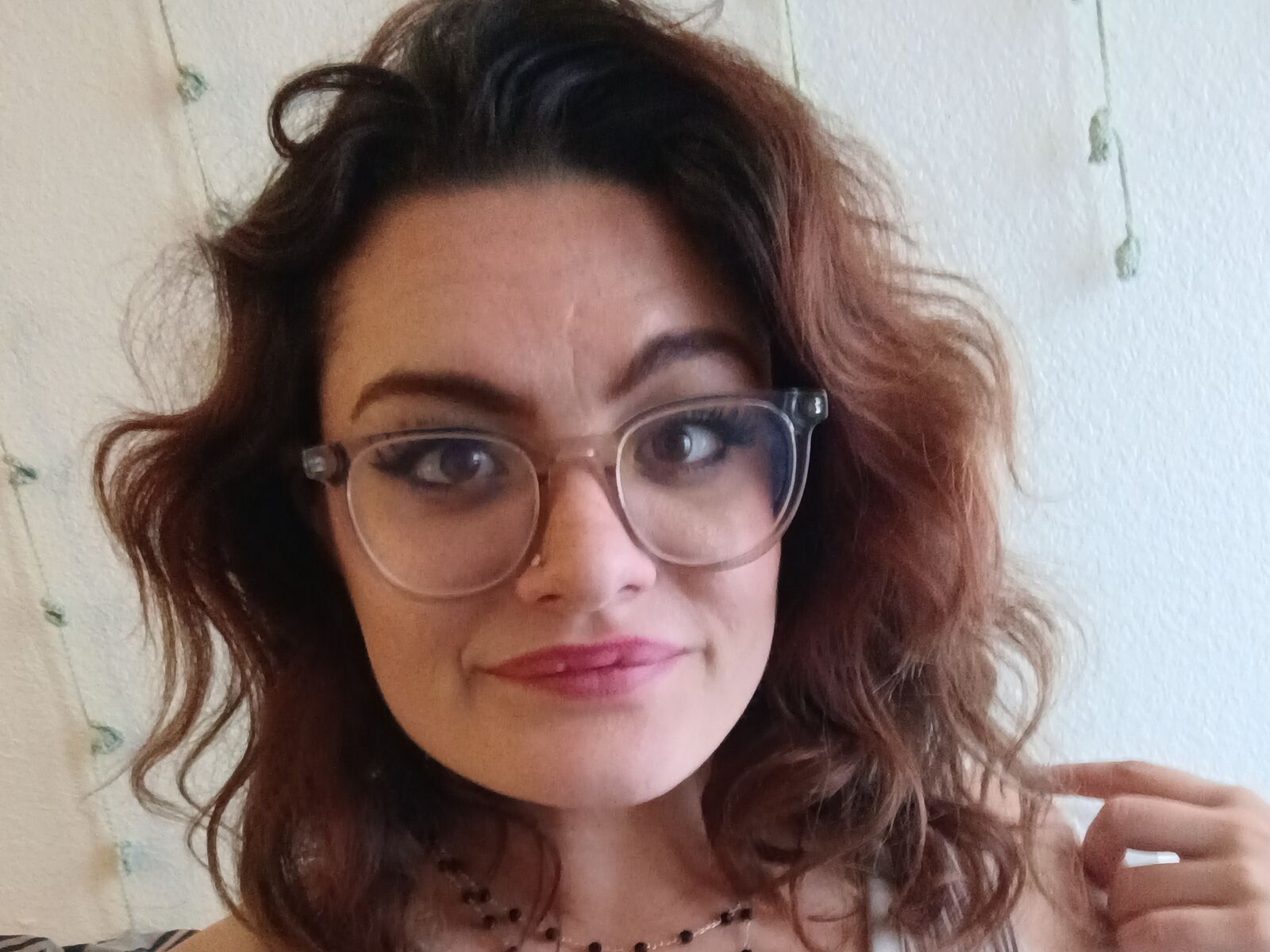 Live cam for DahliaVeil