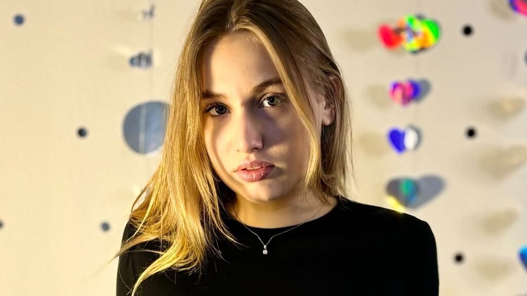 HesterFigueras online cam on GirlsOfJasmin