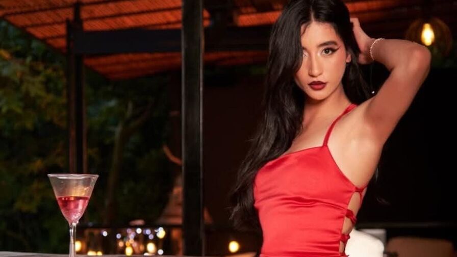 TaharaRomanova's Live Nude Chat