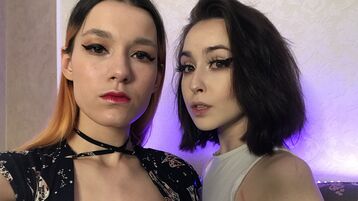 LisaLeya webcam show