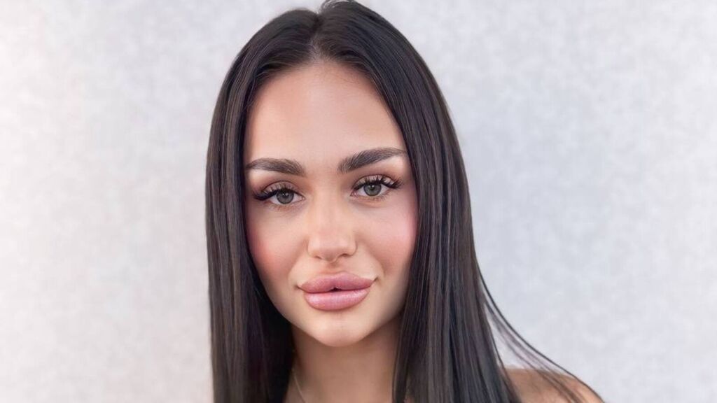 LynetCrook's profile from Jasmin at GirlsOfJasmin'