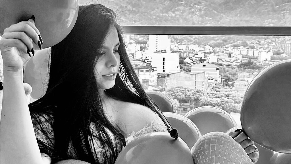 MurielNajm online on GirlsOfJasmin