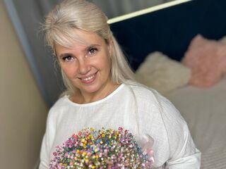 EmmaPill Join live cam shows