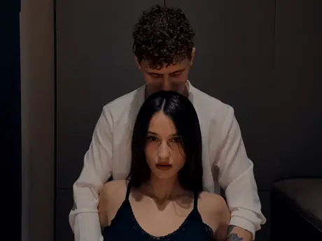 Chat with SophieAndTyler