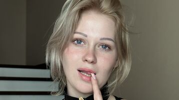 Elizarai webcam show