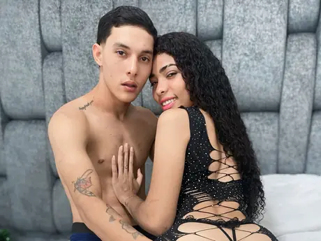 Chat with ZafiroAndFlynn