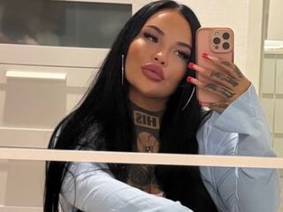 MelinaCurves]