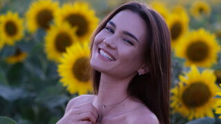 Free Nude PatriciaHerera