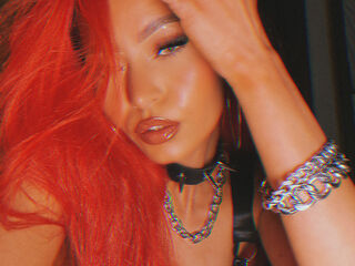 MoniqueCruz Porn Show