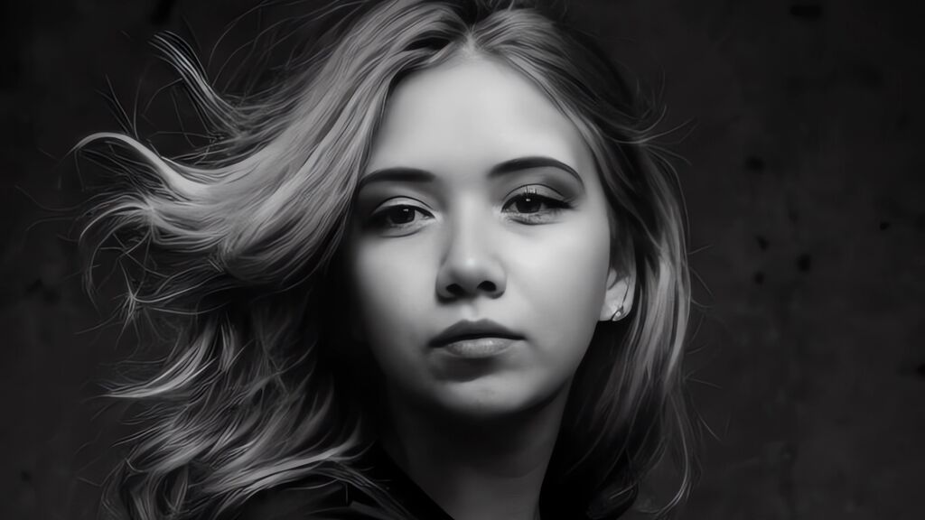 SilverChasey's profile from Jasmin at GirlsOfJasmin'