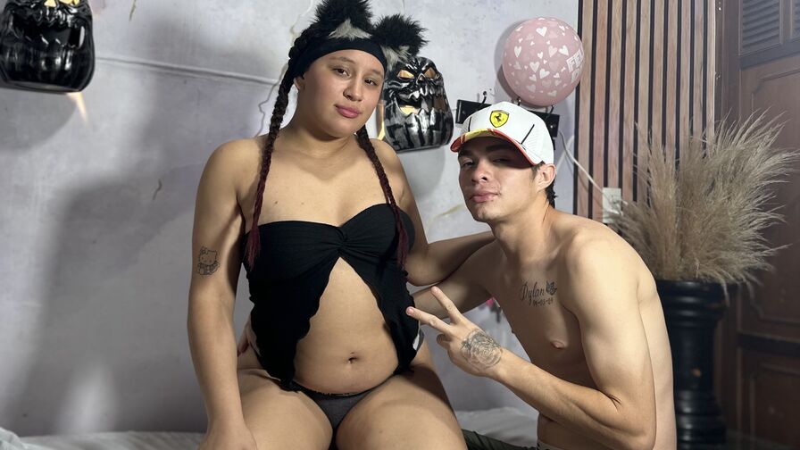 SeleneAndBlade Live Sex Chat at GPX Cams