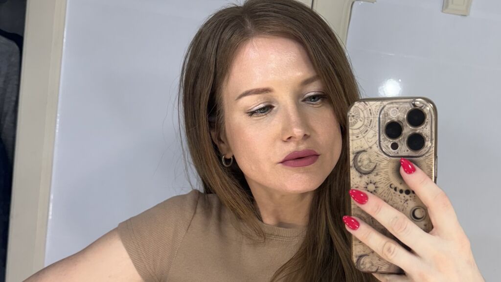 EvaAutumn's profile from Jasmin at GirlsOfJasmin'