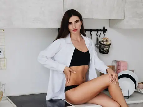Chat with LiliMertz
